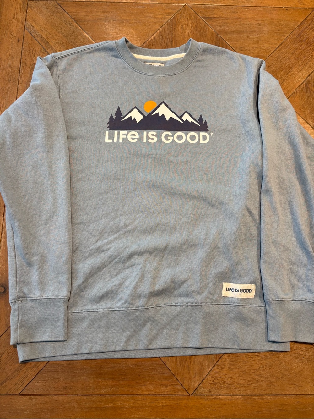 LIFE IS GOOD Crew Neck Sweatshirt Mountain Scene Blue Pullover Good Vibes Mens M